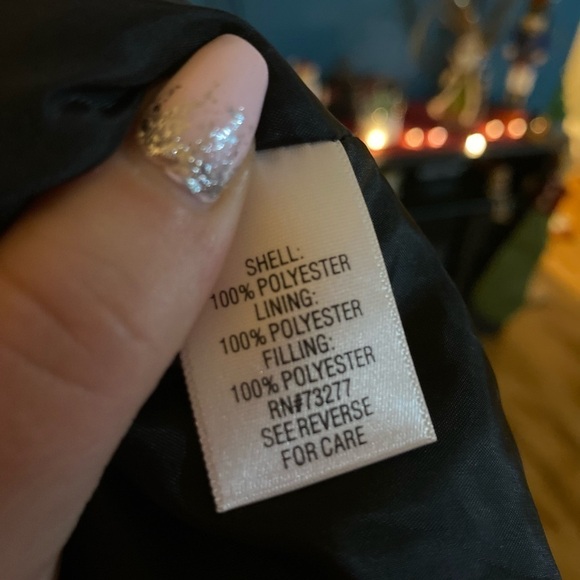 Croft and Borrow Women’s Light weight plus size leopard print quilted vest - Picture 10 of 10